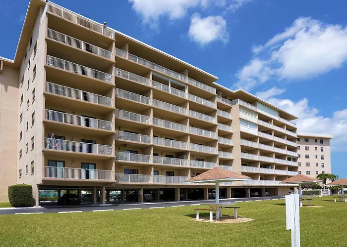 Bayshore Yacht & Tennis 211 - Premier * Clearwater Beach