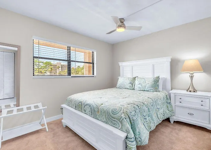 Holiday home Bayshore Yacht & Tennis 211 - Premier